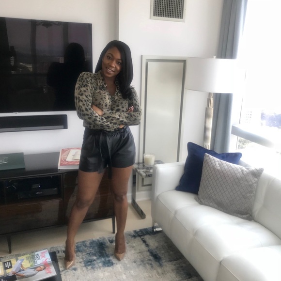 Meet your Posher, Sade - Picture 1 of 1